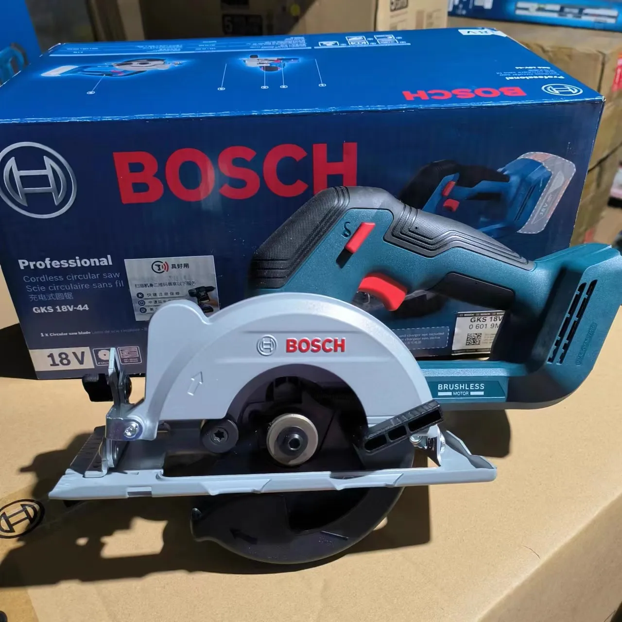 보쉬 GKS18V-44 18V 브러시리스 원형톱 125 - Power Tools Woodworking 리뷰 및 가격